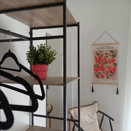 Apartamento Happy Street Socuellamos Bagian luar foto