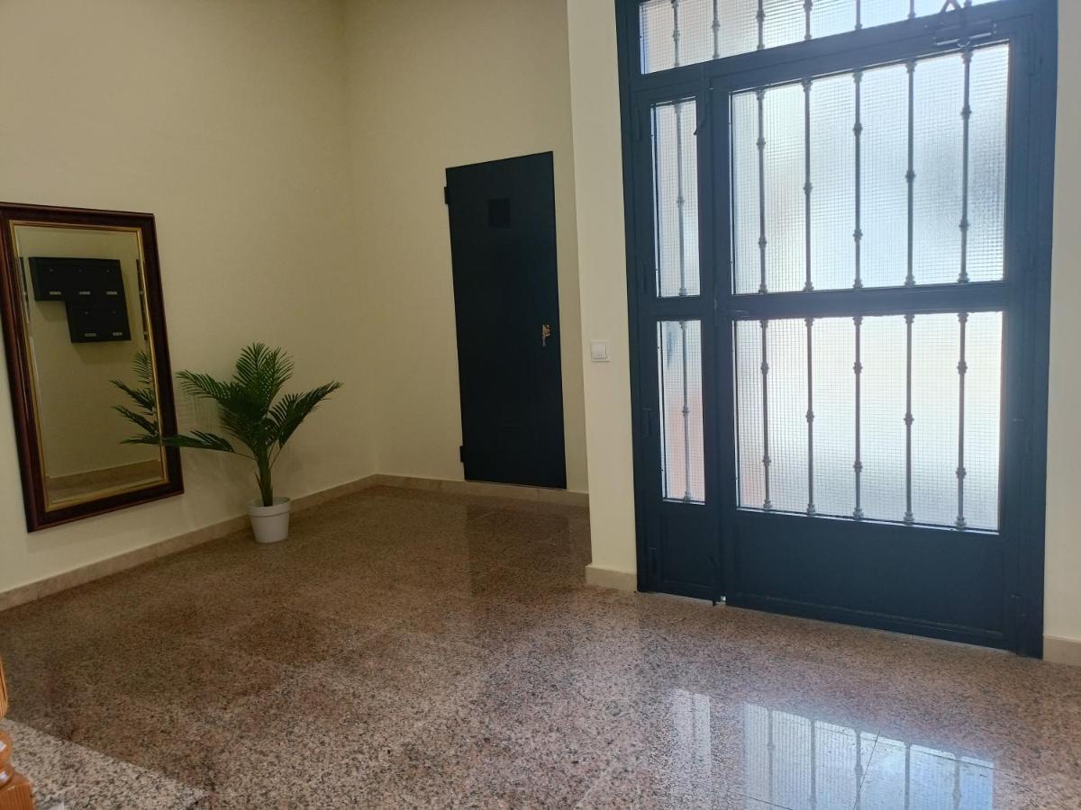 Apartamento Happy Street Socuellamos Bagian luar foto